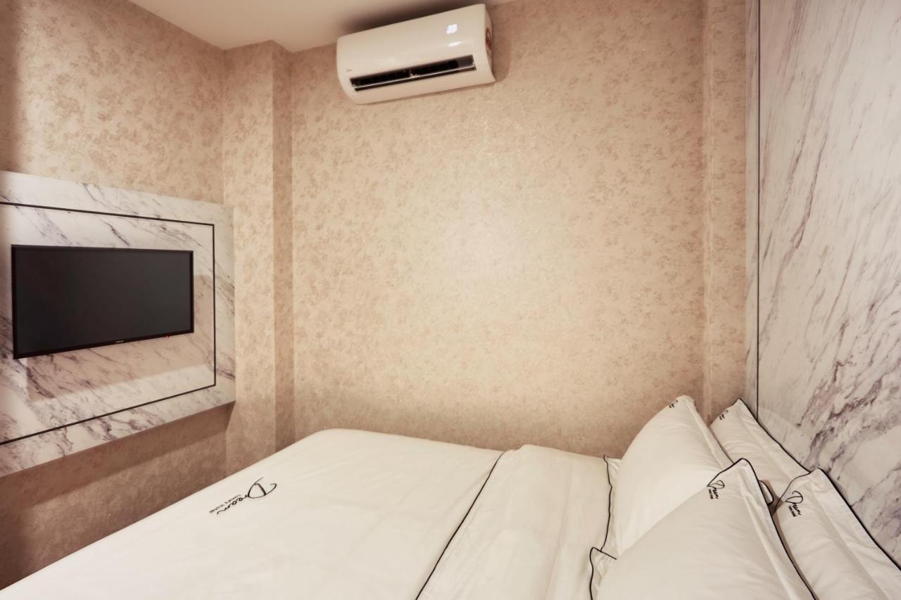 Dream Luxury Hotel Muar Exteriör bild